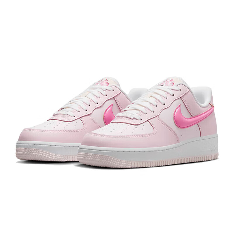 NIKE 耐克 胜道潮流女鞋AIR FORCE 1 '07 LX空军一号运动休闲鞋 HM3696-661 36.5 549元