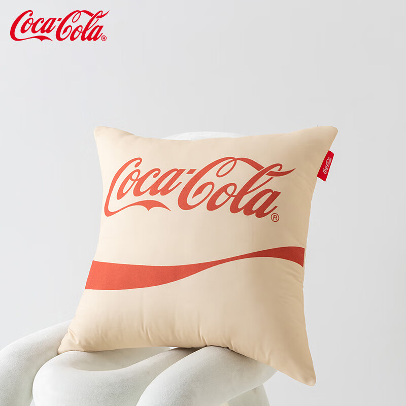 可口可乐 抱枕办公室午睡沙发靠垫汽车抱枕 cocacola2000米黄 含枕芯 45 45cm一