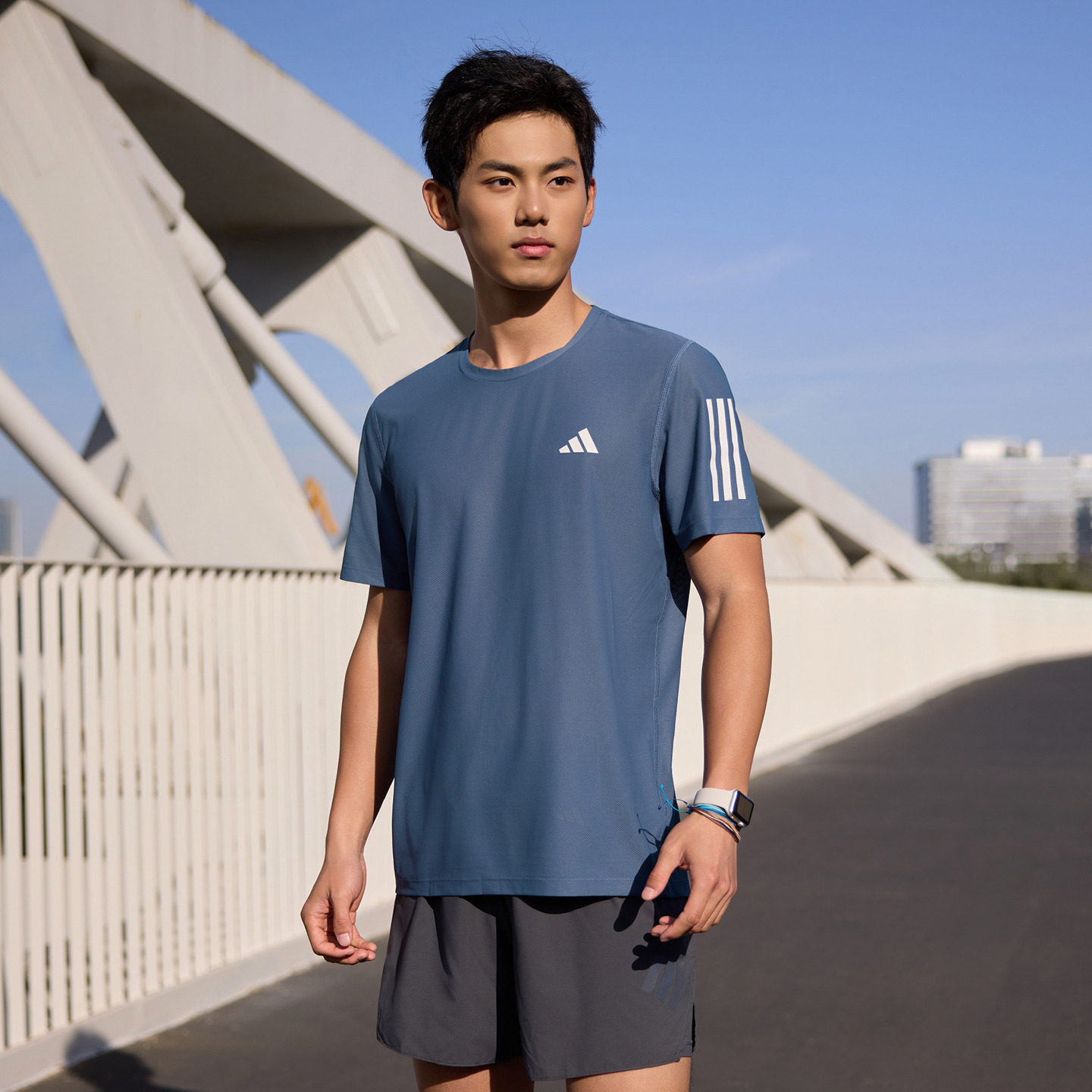 adidas 速干舒适跑步上衣圆领短袖T恤男装夏季adidas阿迪达斯官方outlets 79元（