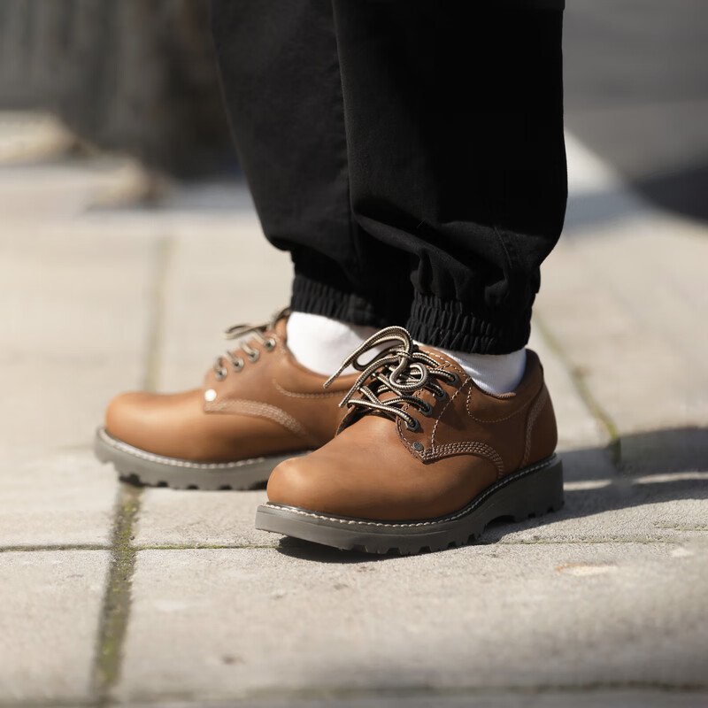 CAT 卡特男士固特异结构耐磨牛皮革复古低帮休闲工鞋 42 296.76元（需用券）