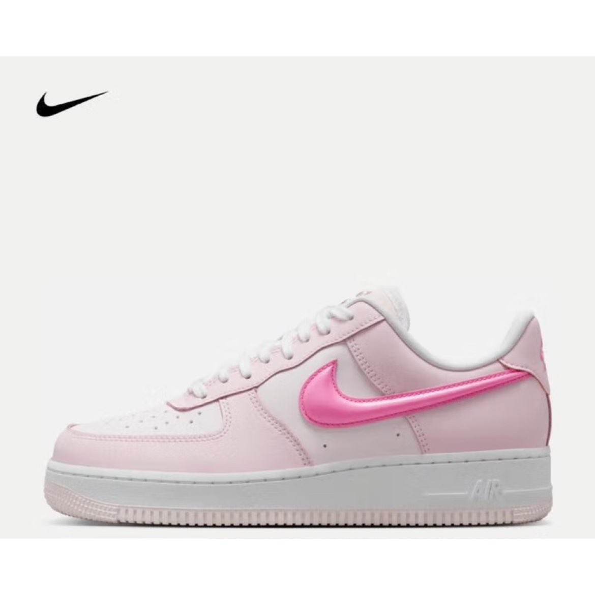 20点：耐克（NIKE）AIR FORCE 1 07 LX AF1 女子空军一号运动鞋 403.5元