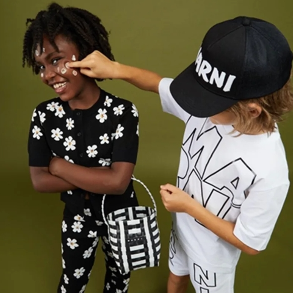 SSENSE： 大童专场 选购 Marni、Burberry、The North Face 多款14Y、16Y有货 低至3折