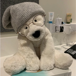 补货！Jellycat Perry Polar Bear驼背北极熊小号 $23.5（约170元）