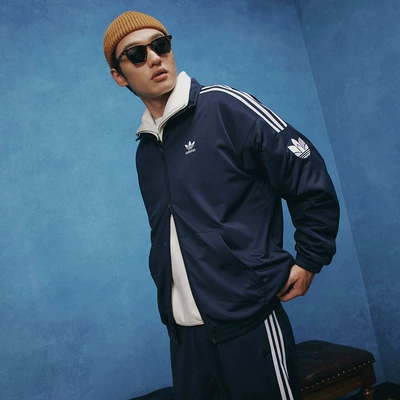 闭眼买，再降价，88VIP：adidas 阿迪达斯三叶草 经典复古三条纹双拉链宽松运