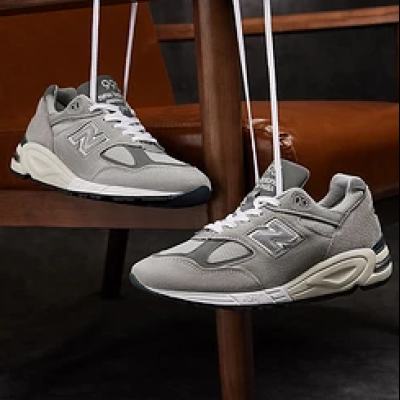 PLUS：new balance 990v2系列M990GY2美产 运动休闲鞋 904.61元（需领券）