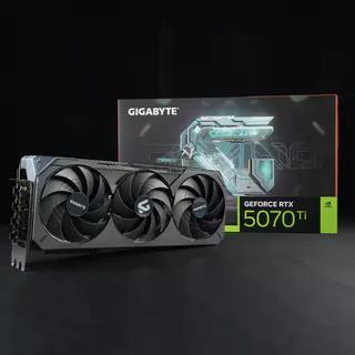 技嘉 RTX 5070Ti WINDFORCE OC SFF 16G V2显卡 8839.8元 - 清风线报 技嘉 RTX 5070Ti WINDFORCE OC SFF 16G V2显卡 8839.8元 - 清风线报