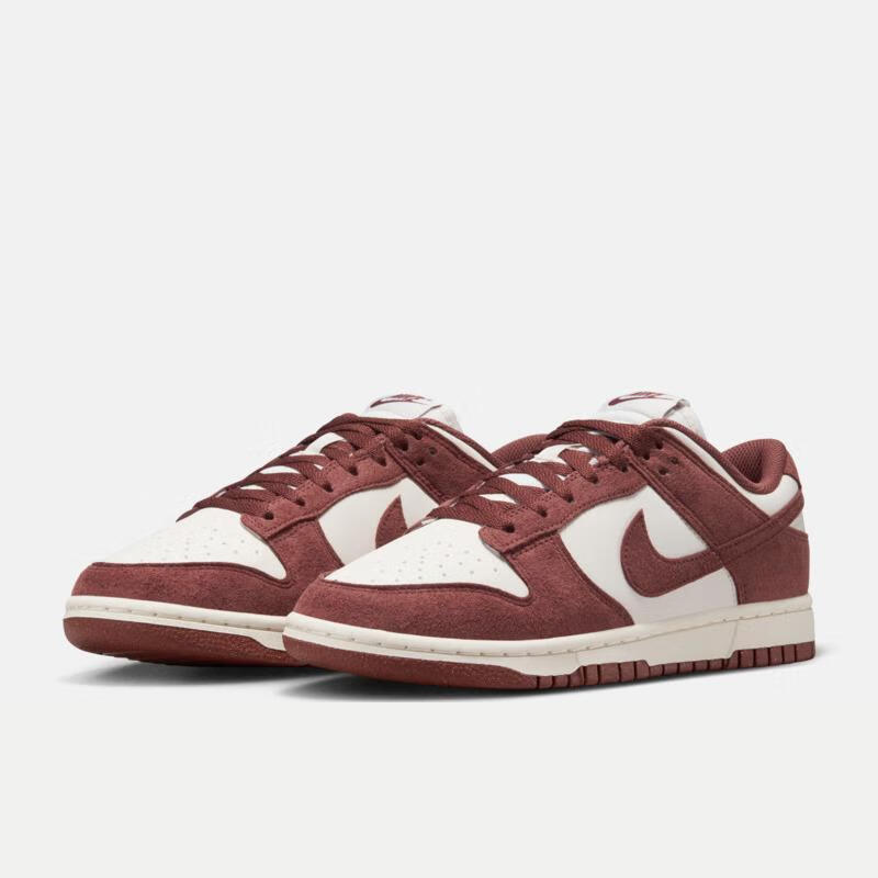 20点：NIKE 耐克 DUNK LOW 女子运动鞋 HJ7673-001 378.04元包邮（需领券）