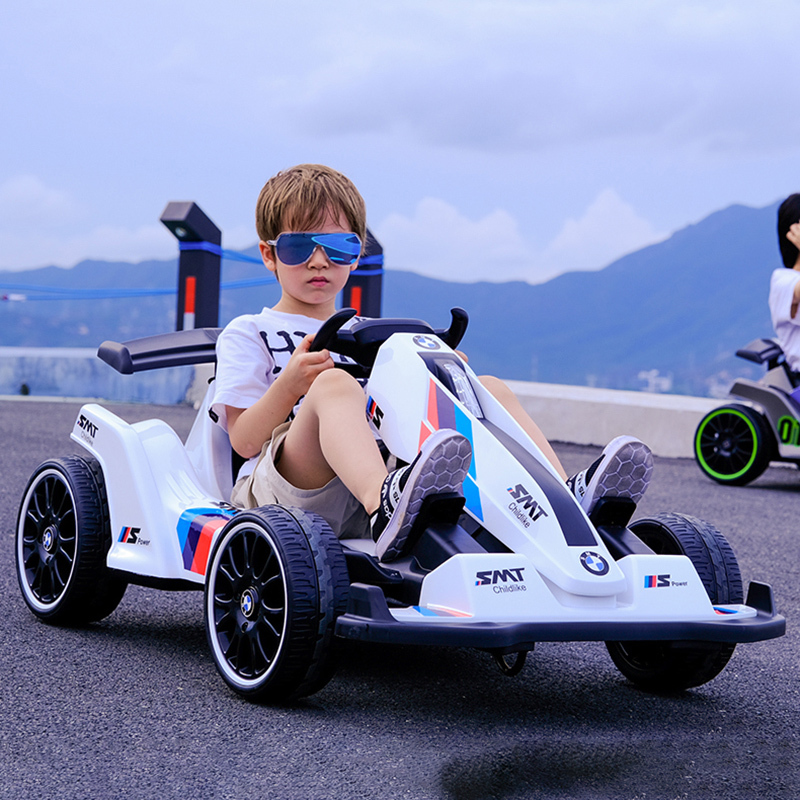 萨玛特儿童卡丁车儿童电动车四轮可坐儿童汽车白色825元需用券
