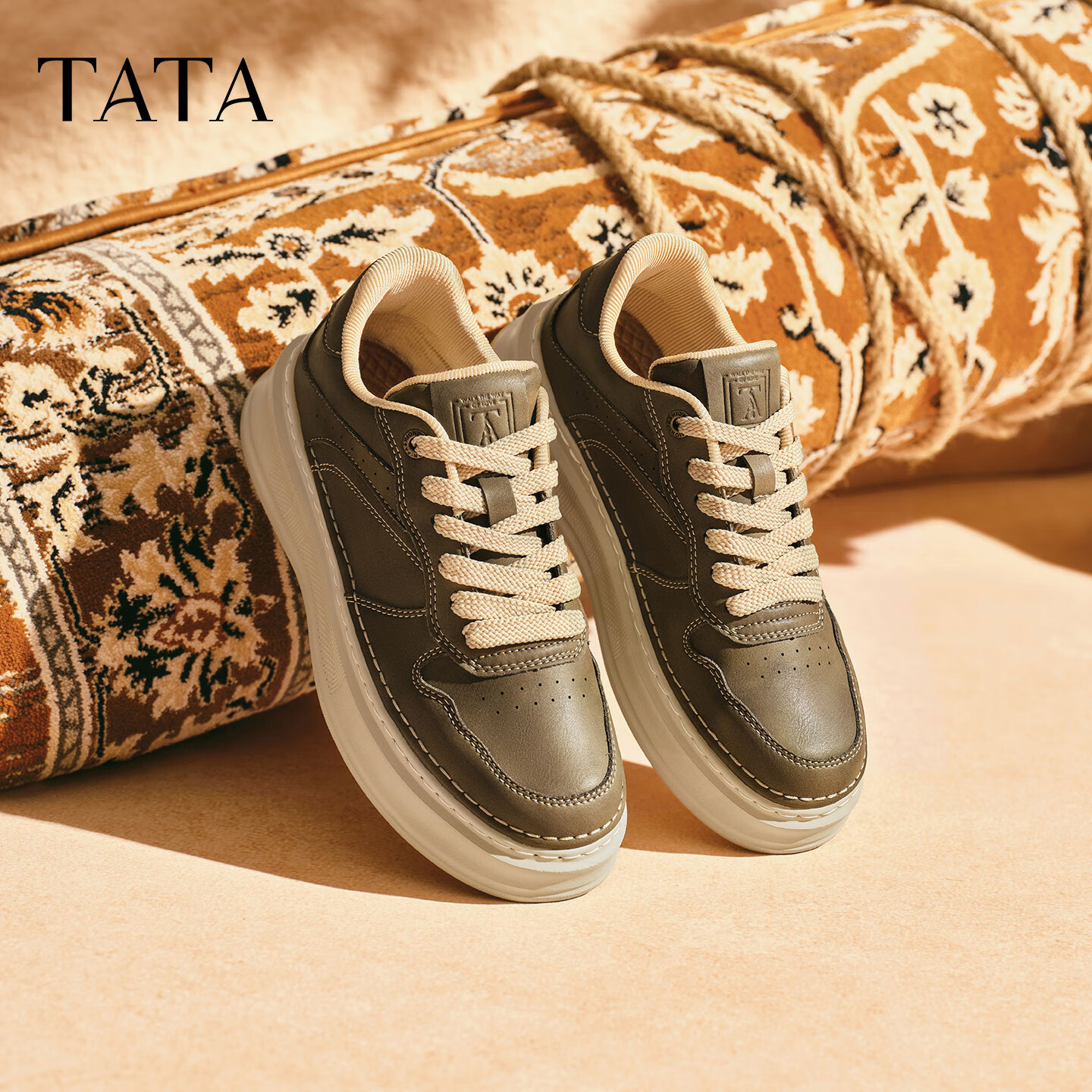 他她 2025秋舒适百搭休闲男鞋板鞋VQM01CM5 卡其色 40 148元（需用券）