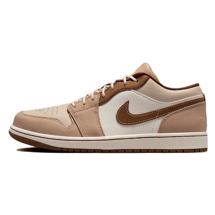 NIKE 耐克 Air Jordan 1 男款运动板鞋 HF5753-221 373.13元