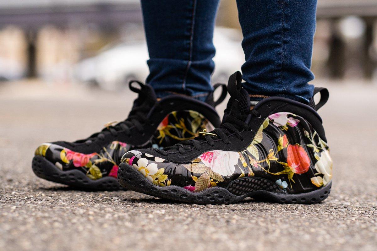 lil posite floral