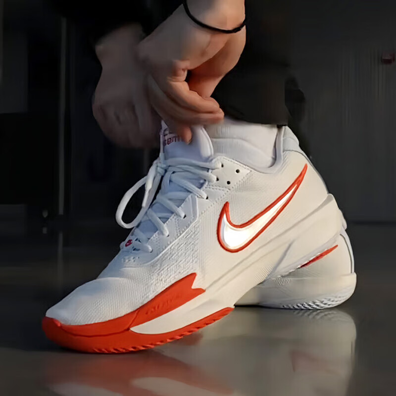 NIKE 耐克 2024春季新款运动鞋Air Zoom G.T. Cut 3实战篮球鞋 419元