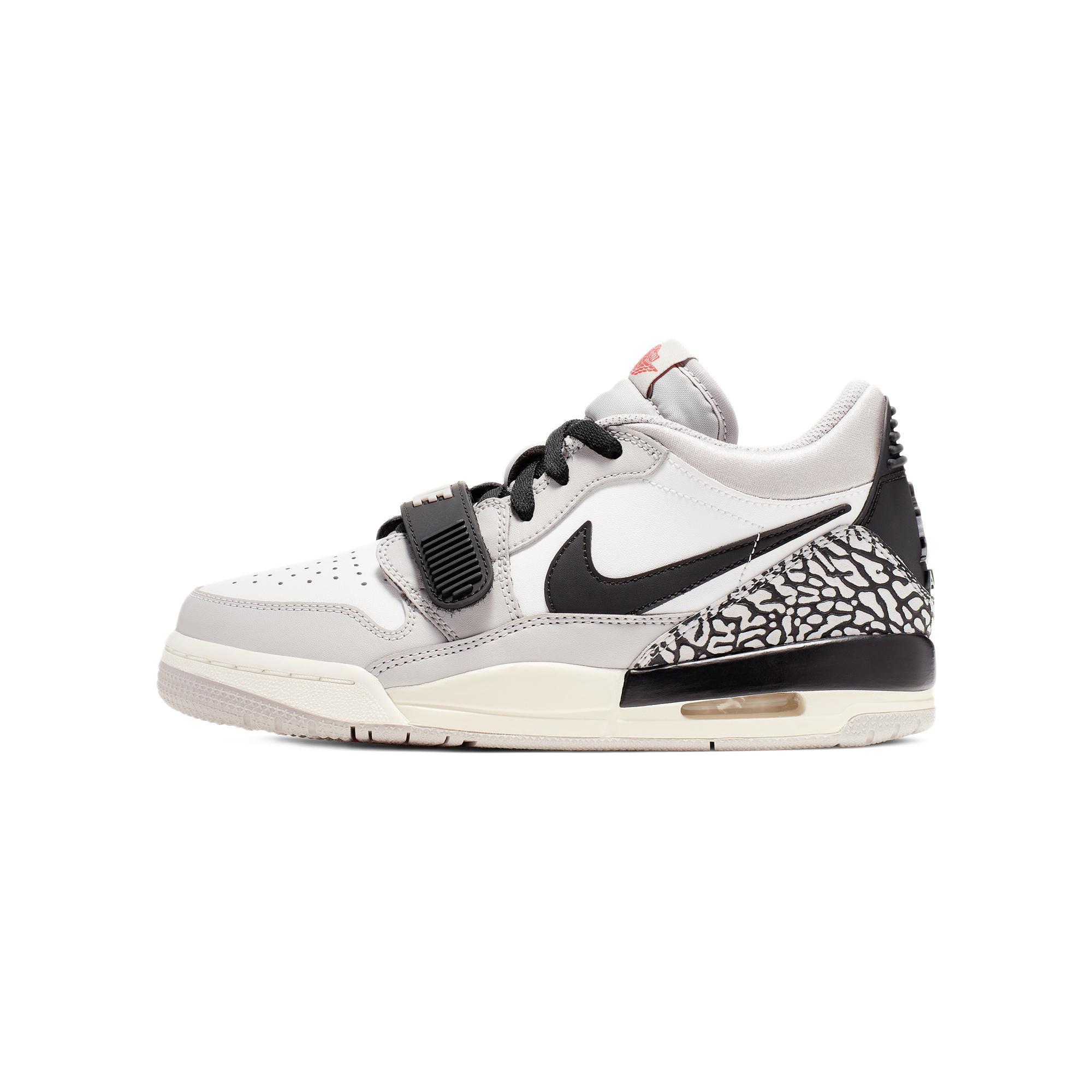 AIR JORDAN 耐克（NIKE） AIR JORDAN LEGACY 312运动青少年休闲鞋篮球鞋 CD9054-101 35.5