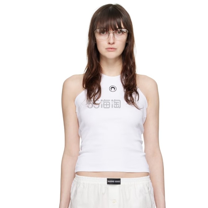 https://guangdiu.com/to.php?u=https%3A%2F%2Fwww.ssense.com%2Fen-us%2Fwomen%2Fproduct%2Fmarine-serre%2Fwhite-ribbed-tank-top%2F15126611