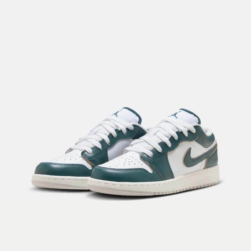 NIKE 耐克 JORDAN 1 LOW SE FQ8041-300 338元