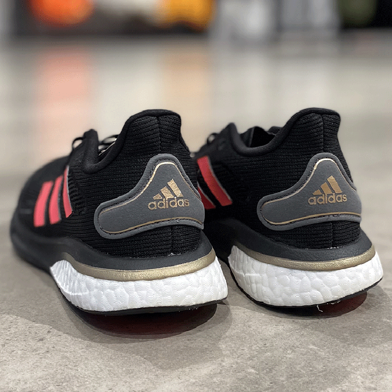 阿迪达斯 休闲鞋女鞋2026秋季新款运动鞋BOOST减震低帮跑步鞋EG5420 FV6022黑色 3