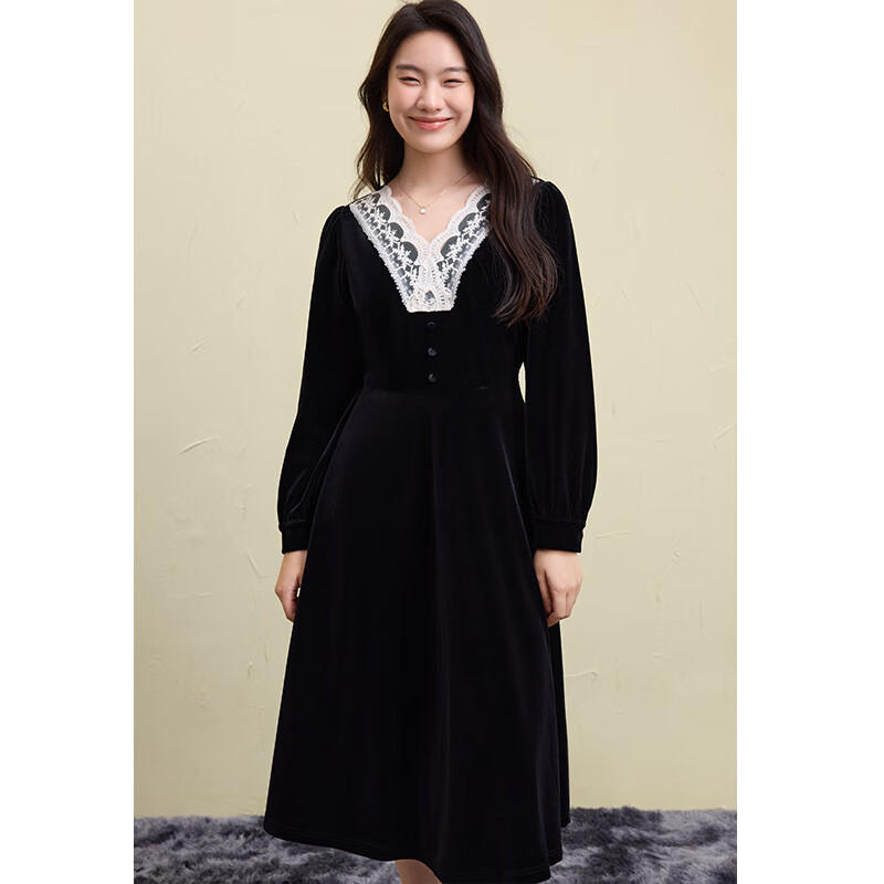 独束 大码女装法式复古蕾丝花边V领赫本连衣裙2024冬季新品裙 154.5元
