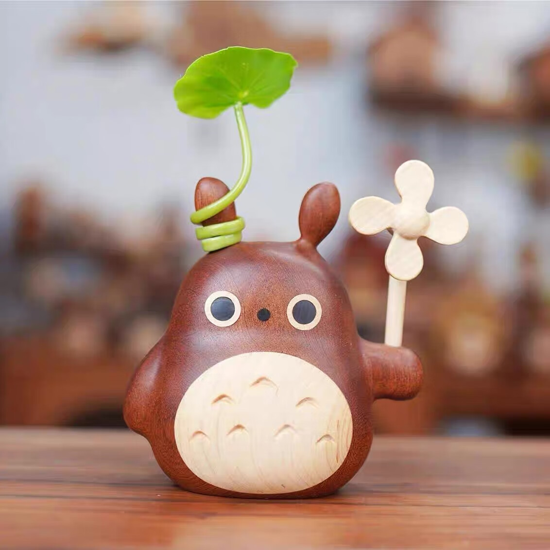 木易 Mui 龙猫木质摆件实木卡通周边风车桌面可爱治愈木雕木制女生 大号龙