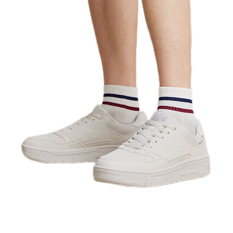 特步（XTEP）板鞋男女同款2024新款空军一号情侣休闲鞋 多色多码 128.16元（凑