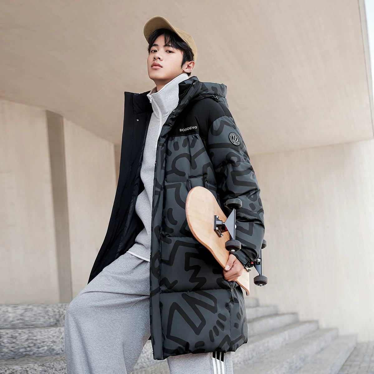 波司登 冬中长款男女同款时尚运动保暖连帽厚羽绒服 456.04元 - 线报酷