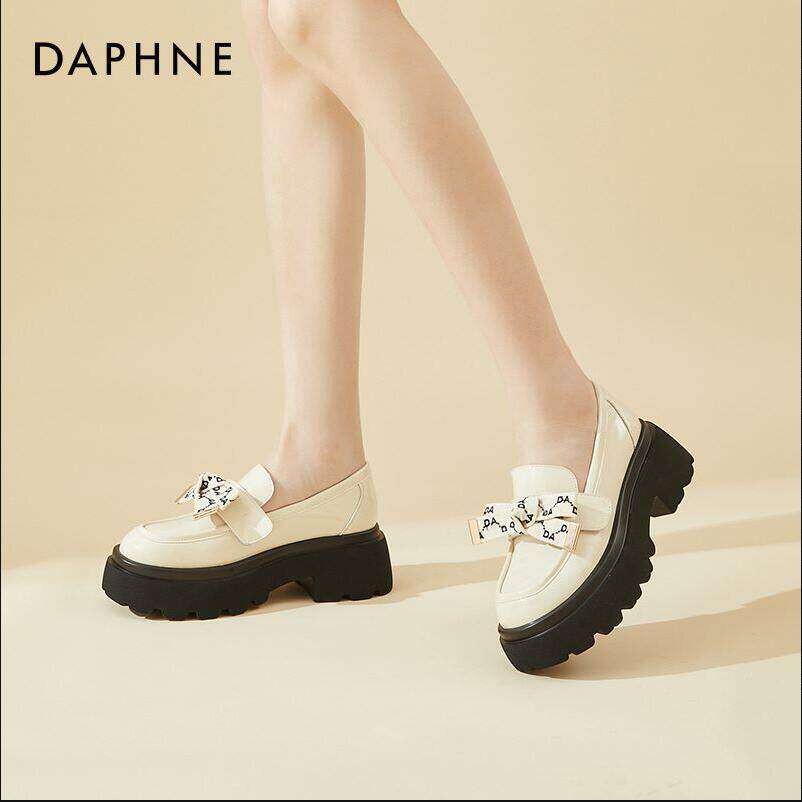 移动端：达芙妮 春秋百搭休闲鞋乐福单鞋 59元（淘金币可抵2.29元起）