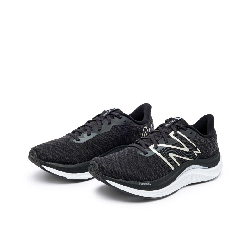 new balance 女鞋春季专业避震全织物跑步鞋Propel v4 228.69元（需用券）