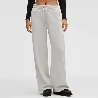lululemon Scuba 女士偏短款中腰阔腿裤 490元 - 86线报 lululemon Scuba 女士偏短款中腰阔腿裤 490元 - 86线报