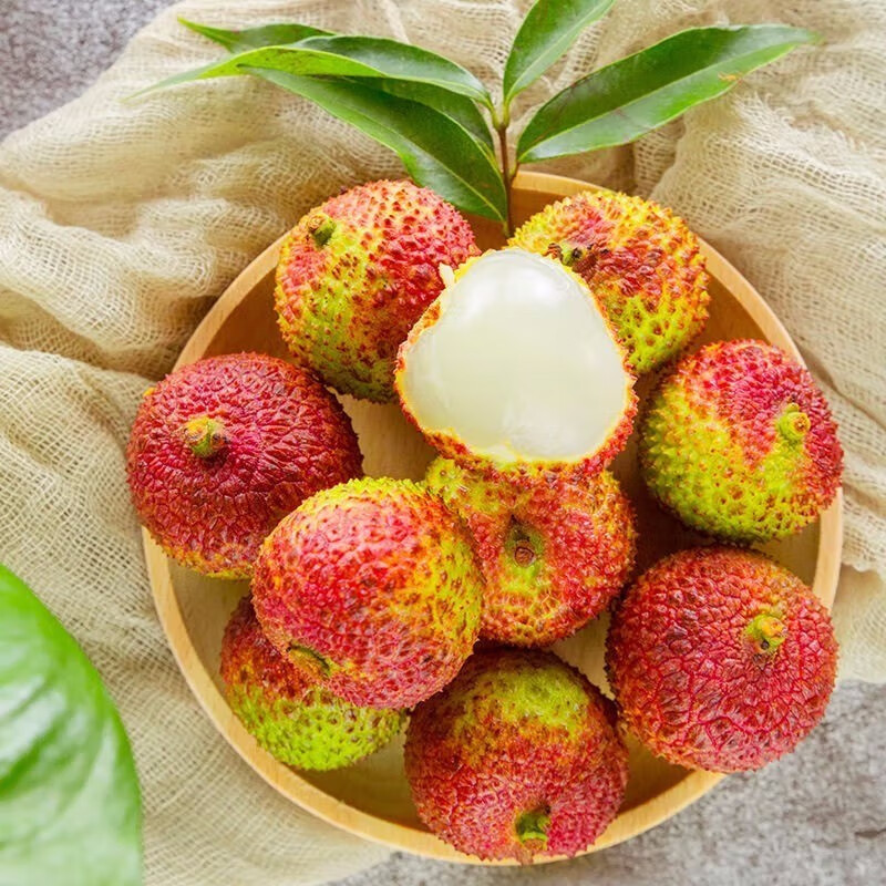 鲜其5月头茬妃子笑荔枝净重4斤18g以上净果不带枝叶69元需用券