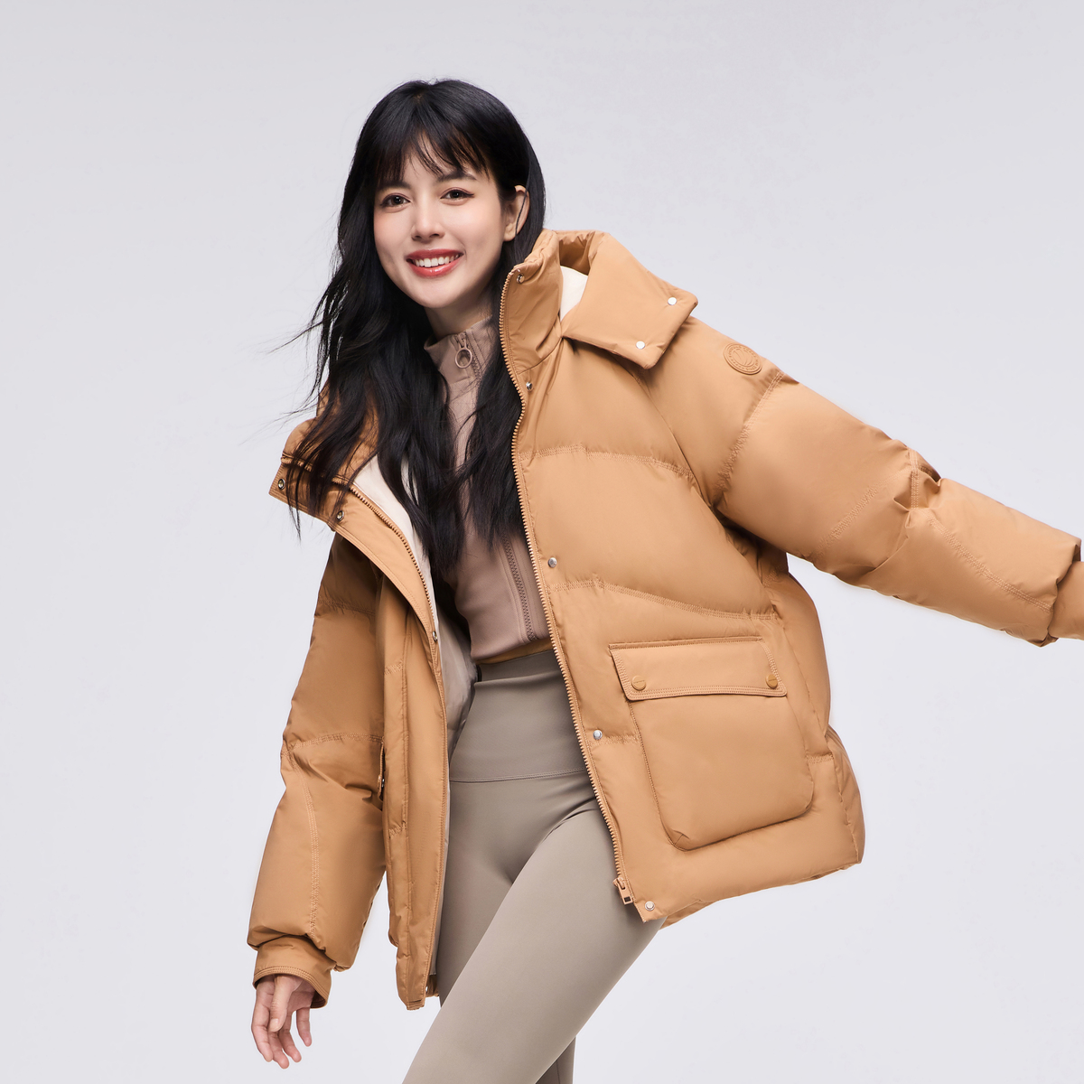 波司登 24冬季女短款羽绒服 422.8元(需用券)