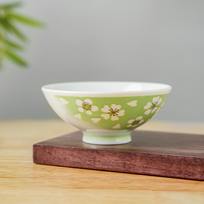 美浓烧 釉下彩简约家用日式复古陶瓷家用碗4.5英寸平成绿樱米饭碗 9.9元