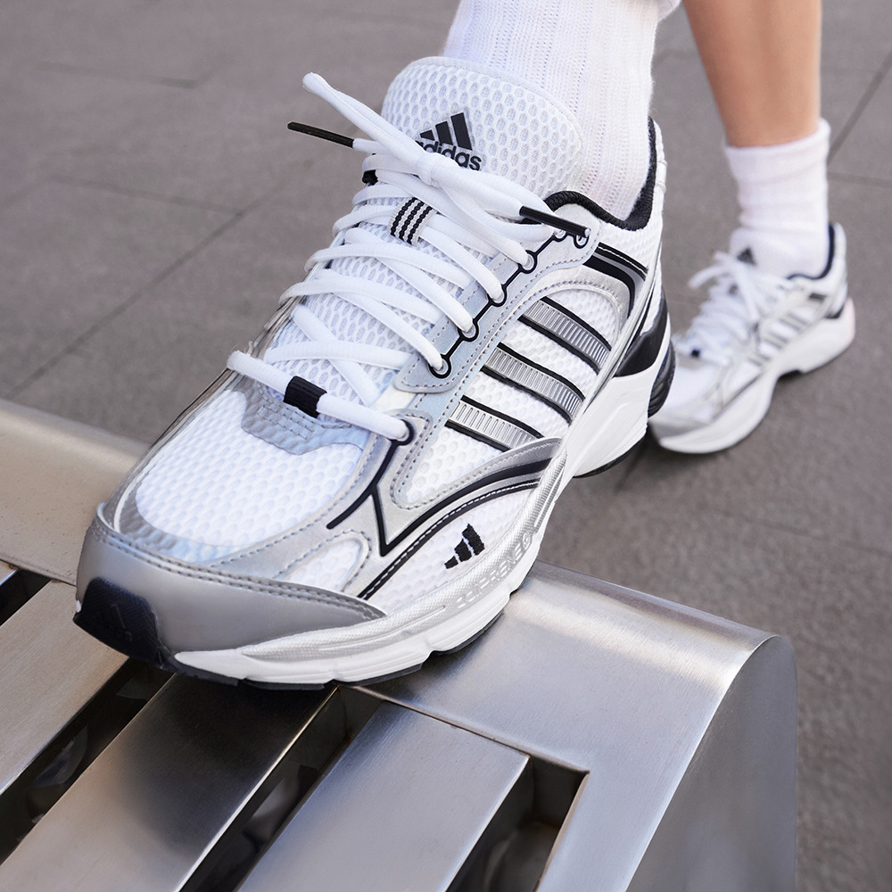 adidas 阿迪达斯 SPIRITAIN 2.0 男女通用休闲运动鞋 ONB61-2025A 272.33元（需买3件，