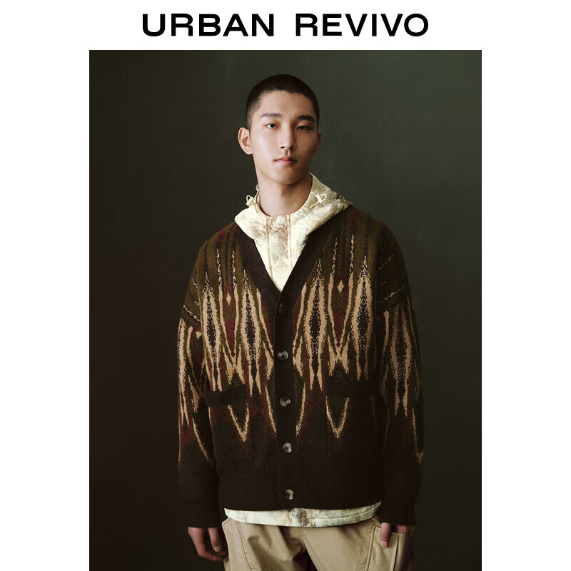 URBAN REVIVO UR2024春季新款复古慵懒风提花针织开衫UML940007 105.54元（需用券）