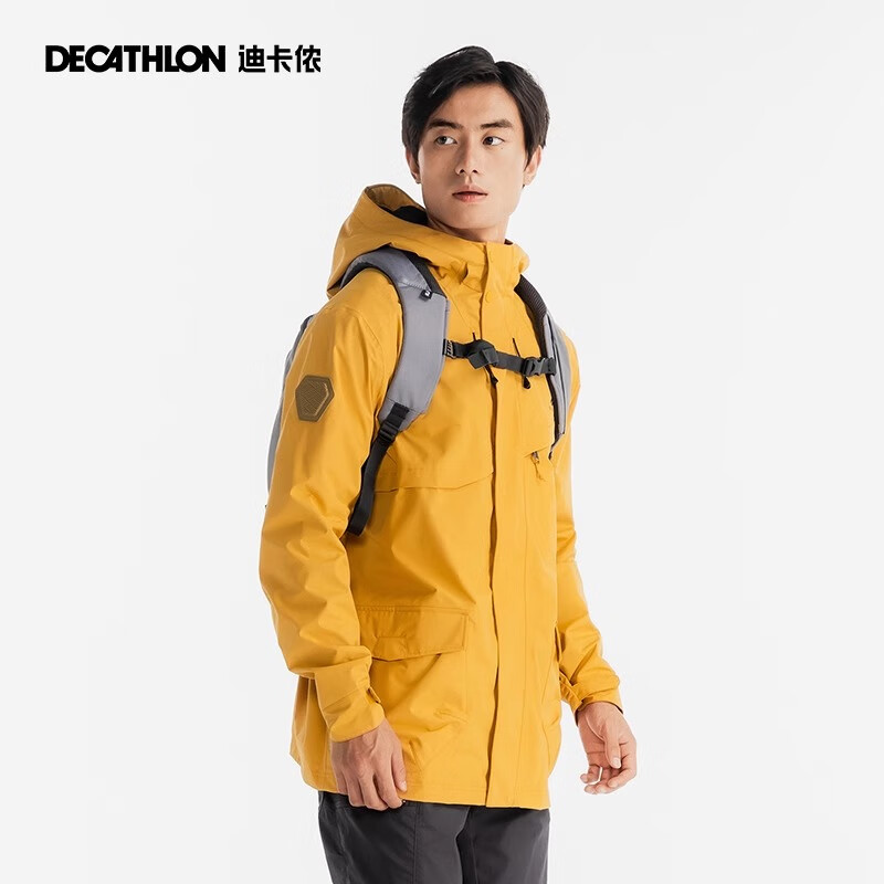 PLUS会员：迪卡侬 冲锋衣 男山系登山服 外套夹克NH500 姜黄色 新版 XL 276.6元