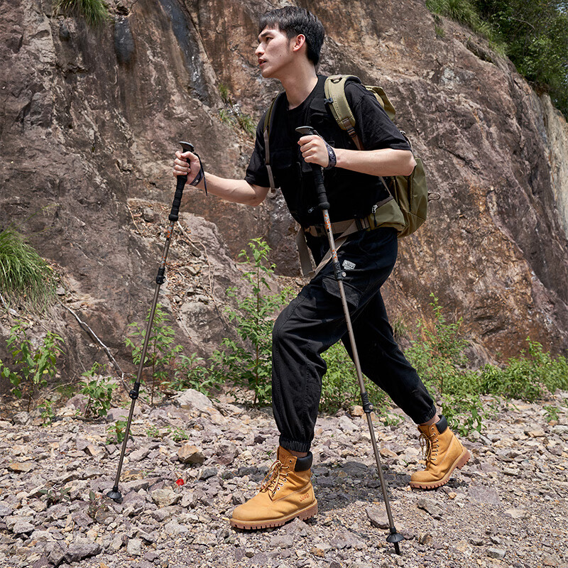 牧高笛 MOBIGARDEN 登山杖 NX23667002 沙石橙 31.43元