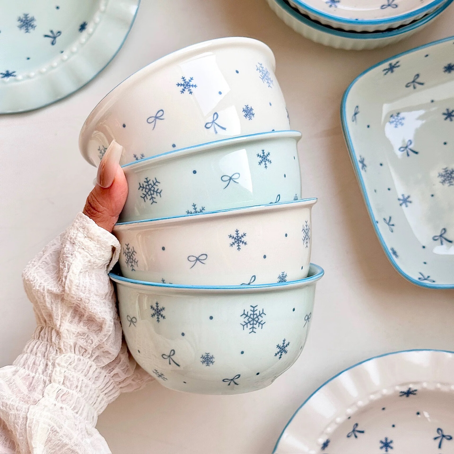 何佳功 He Jiagong 初雪 高温釉下彩陶瓷餐具套装 ins风 奶蓝色简约家用碗盘 初