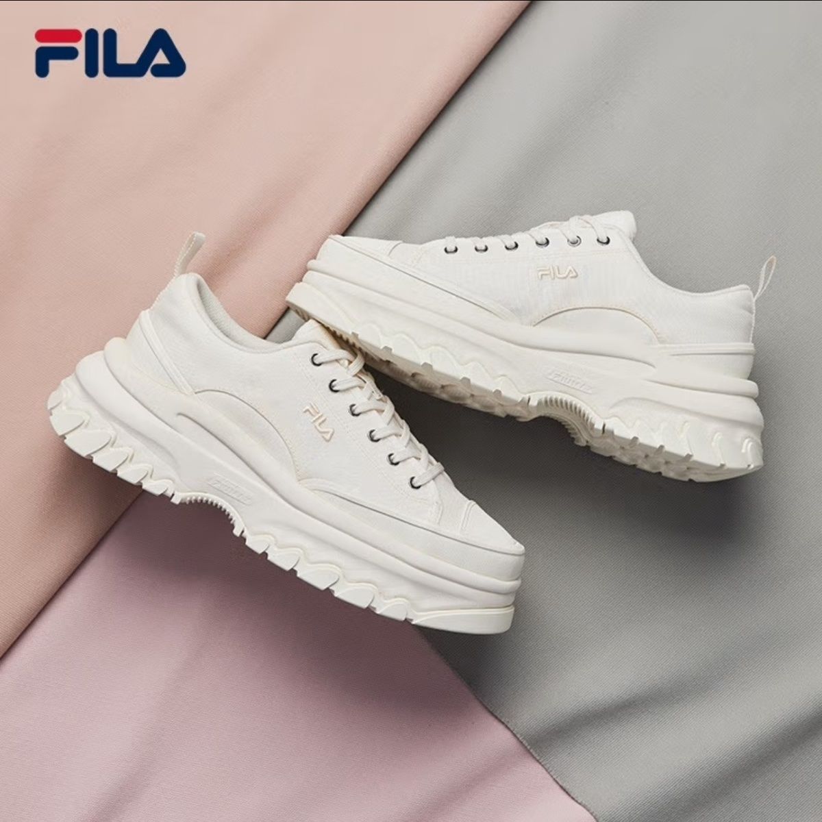 百亿补贴：FILA 斐乐 LAVA 女款帆布鞋 318元