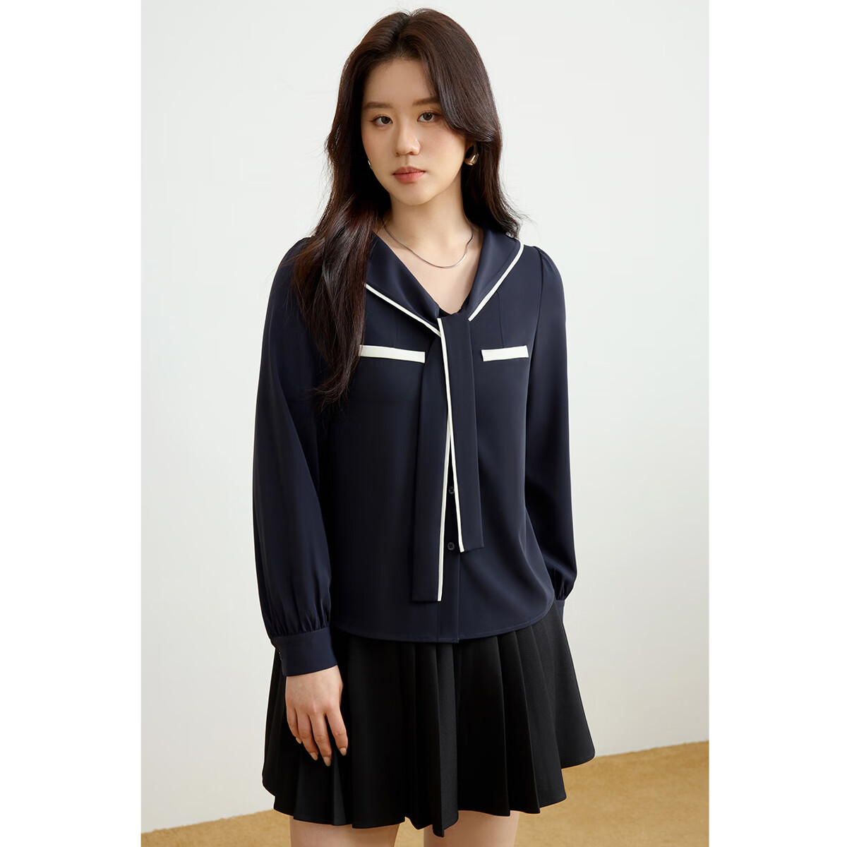 独束 显瘦 女士衬衫 M （尺码：1） 149.5元