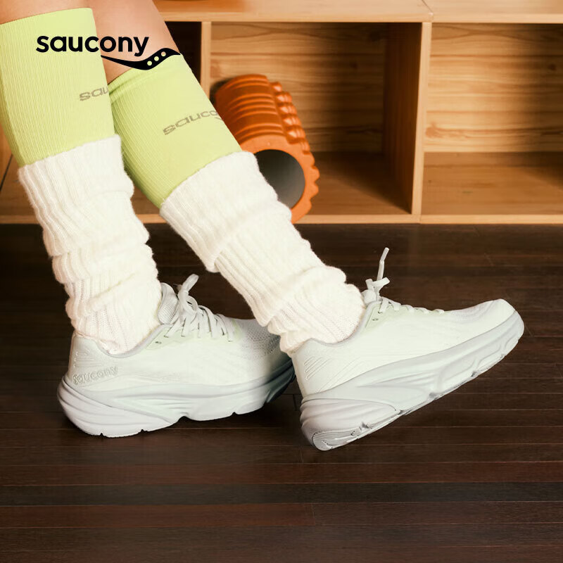 saucony 索康尼 GUARD 女款跑步鞋 690元包邮