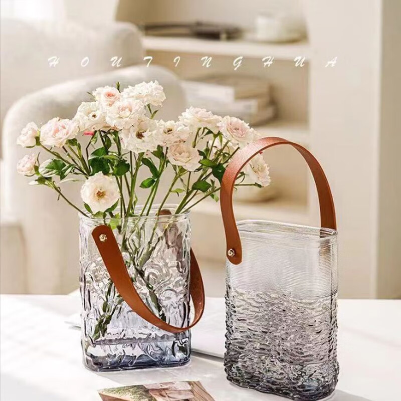 盛世泰堡 北欧玻璃花瓶插花瓶仿真花客厅装饰摆件切口手提皮革16cm 19.9元