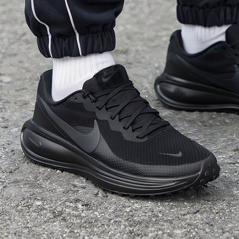 NIKE 男款跑步鞋 HJ9198-002 275.2元（需用券）