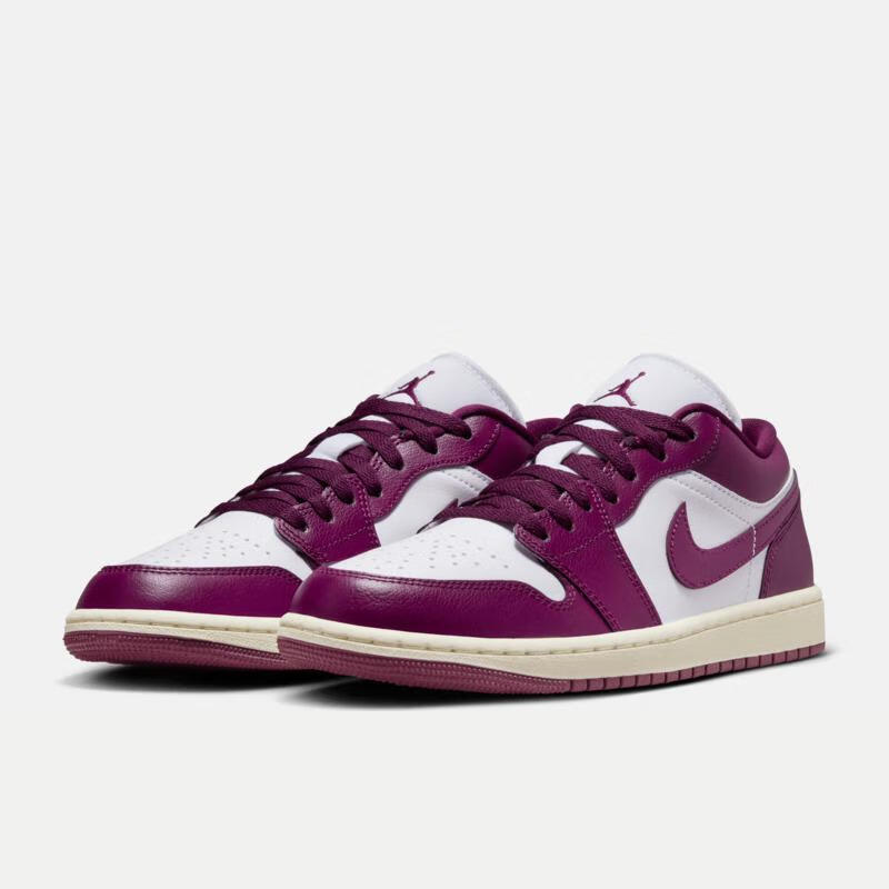 NIKE 耐克 JORDAN 1 LOW 女款运动鞋 DC0774-161 471.2元