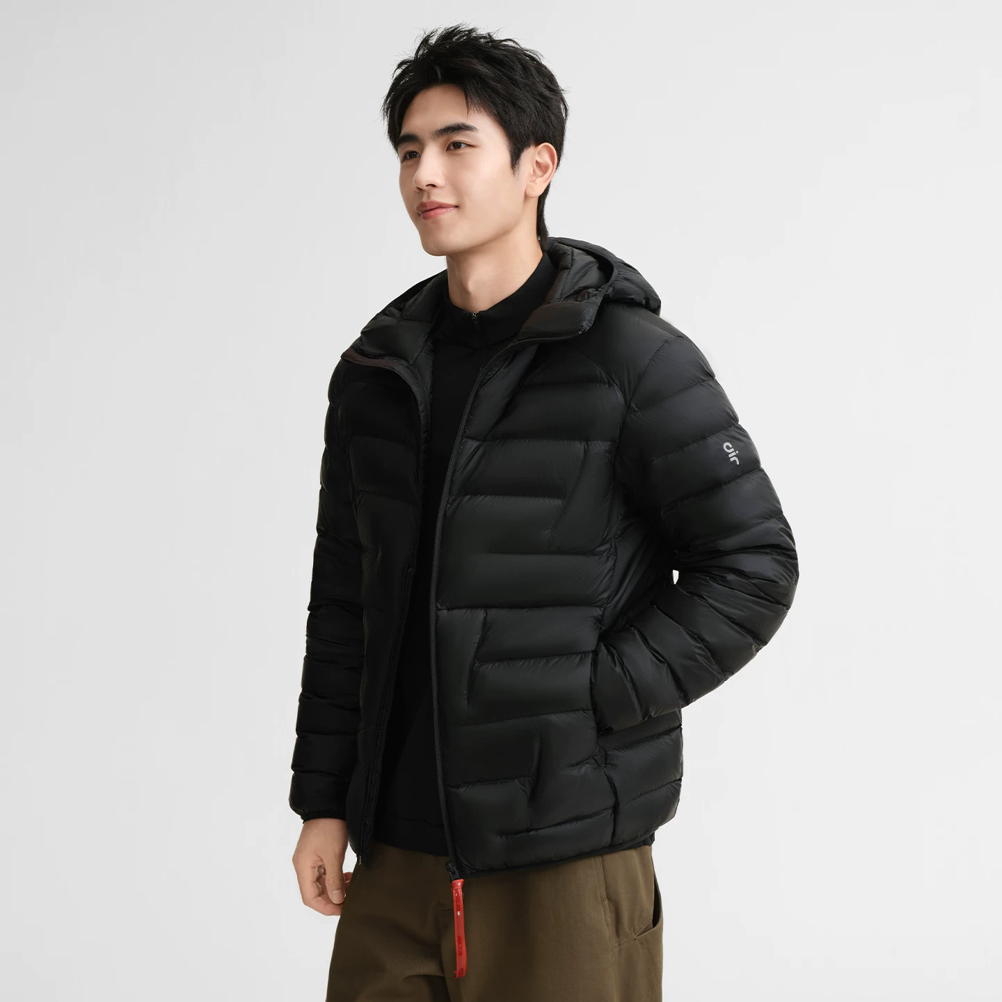 太平鸟 轻薄鹅绒 连帽羽绒服 419.2元 - 86线报