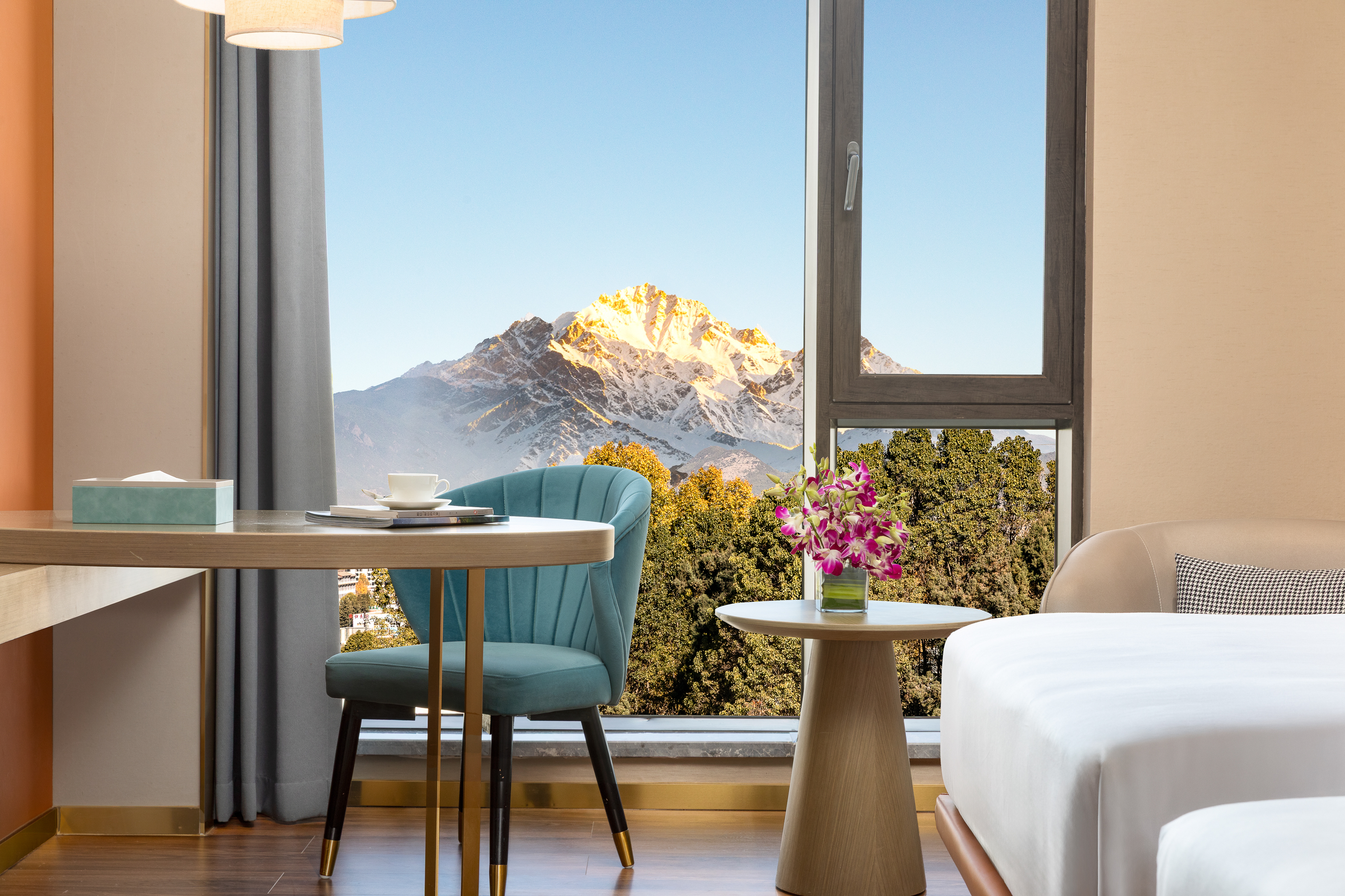 美团 丽江玉龙温德姆酒店3晚+双人千古情代金券+提前入住+延迟退房+充电桩+