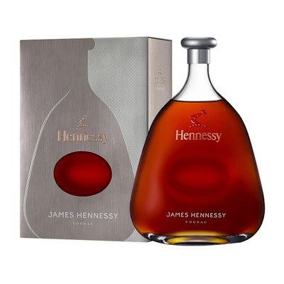 Hennessy 轩尼诗 詹姆士 干邑 白兰地 700ml 礼盒装 772.7元 包邮（多重优惠）