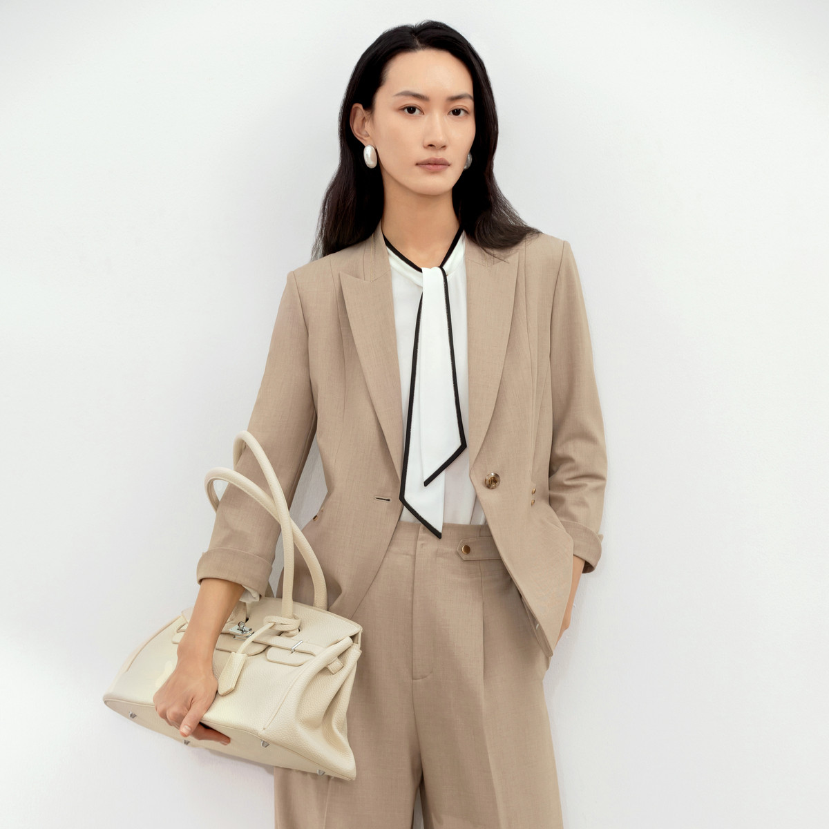 娜尔思 春夏通勤职场OL一粒扣七分袖西装外套女 432元