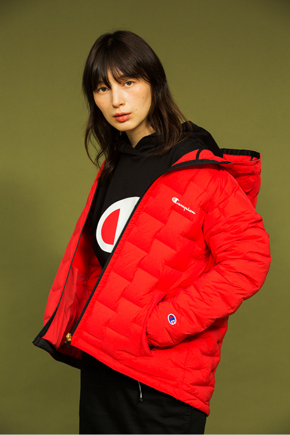 765 84 Champion 冠军牌日本线女士连帽羽绒压花短款外套cw Qs601 亚马逊中国 逛丢 实时同步全网折扣