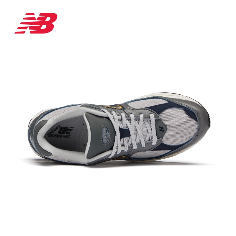 new balance NB奥莱 男女舒适百搭复古潮流运动休闲鞋2002R 329元