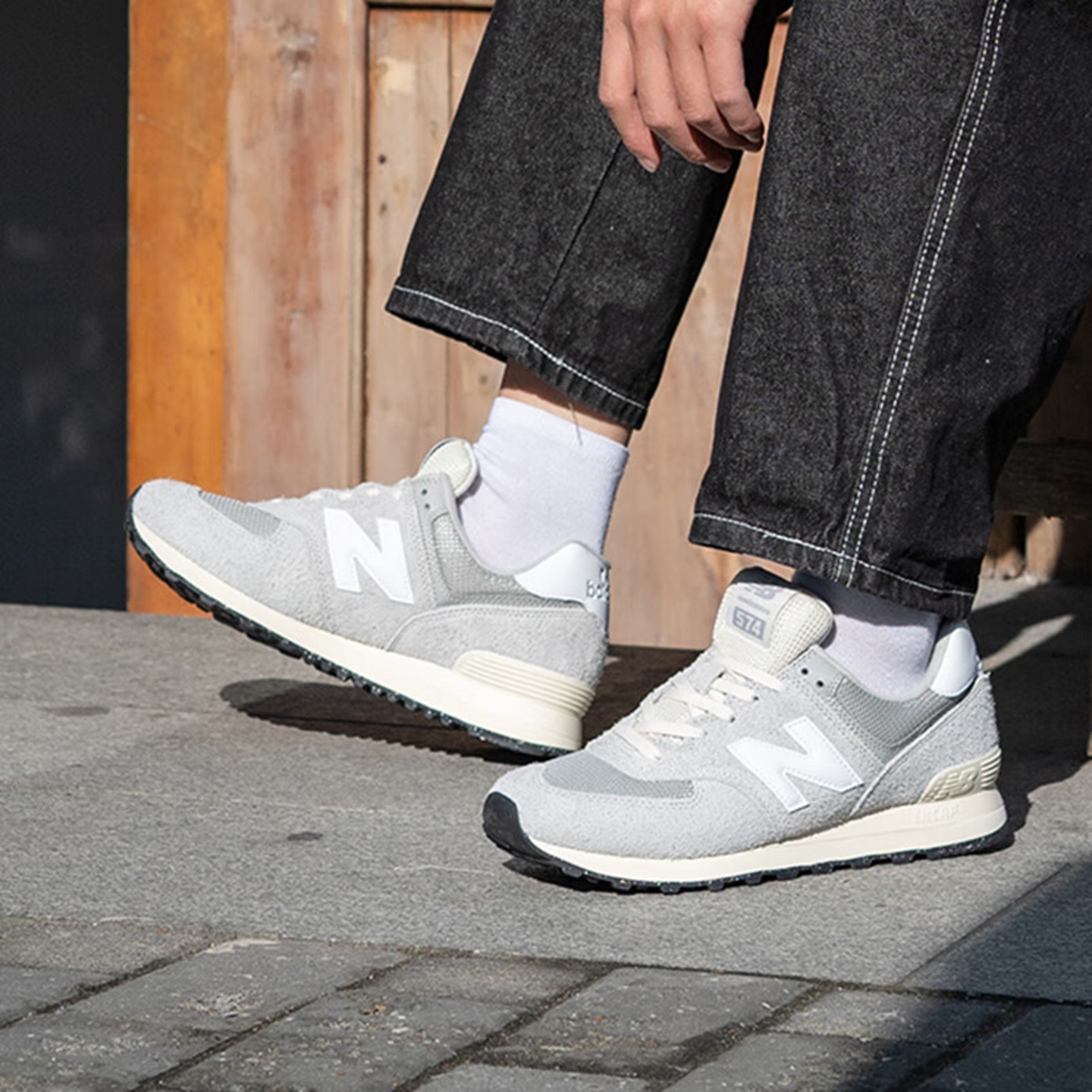 new balance NB鞋子男女官方正品秋季新款NB574运动跑步休闲鞋男款 329元