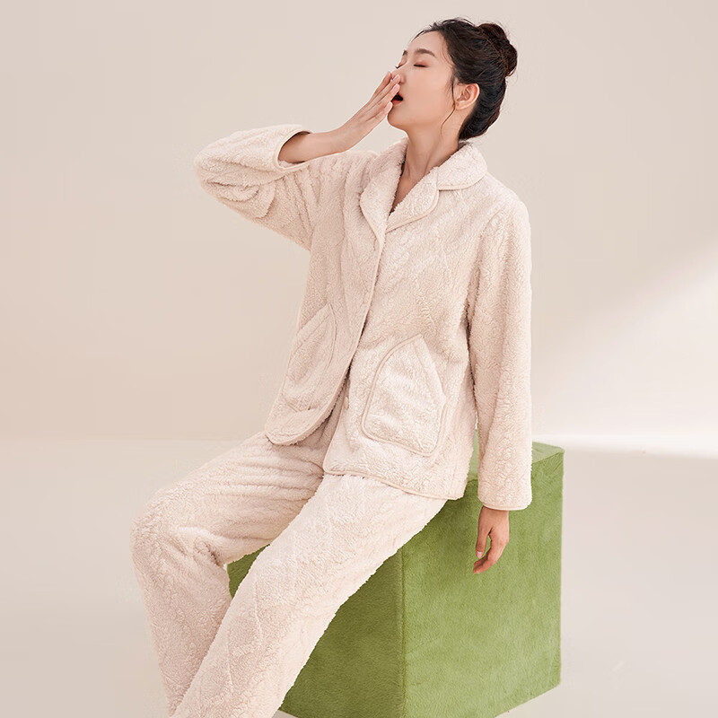 安之伴 冬季甜美可爱舒适宽松翻领长袖长裤开衫家居服套装 88.1元