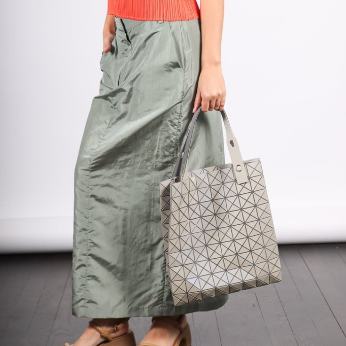 SSENSE：“包”治百病 三宅一生、Burberry、Bottega Veneta 低至4折+大量上新
